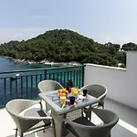 Posta Apartment Saplunara