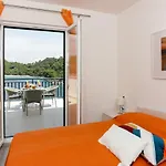 Posta Apartment *