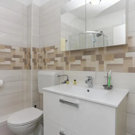 Posta Apartman Saplunara
