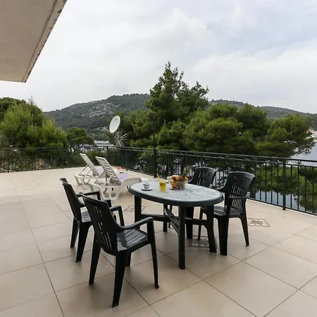 Posta Apartman Saplunara