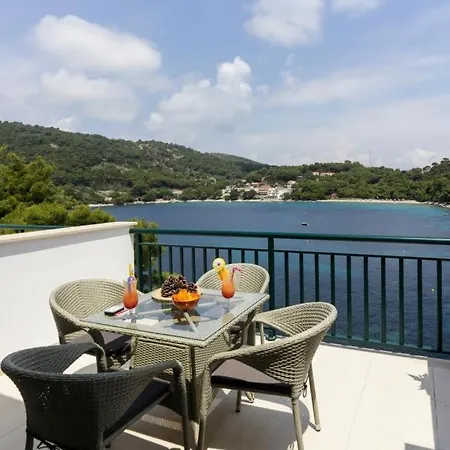 Posta Apartment Saplunara